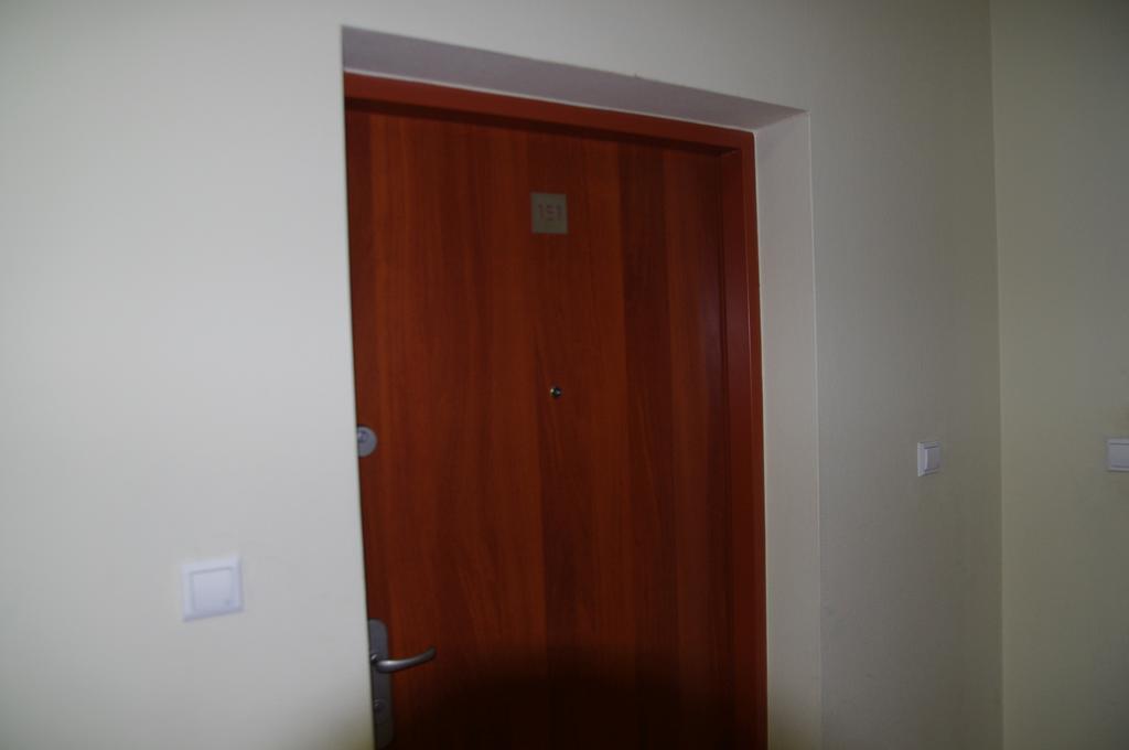 ורשה Bobrovia Apartment מראה חיצוני תמונה