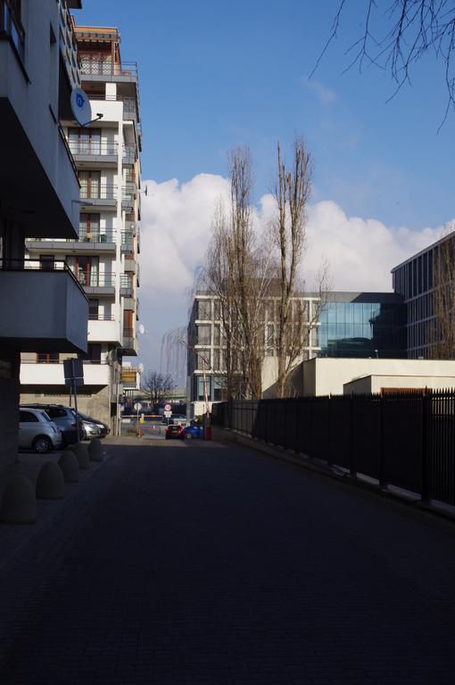 ורשה Bobrovia Apartment מראה חיצוני תמונה