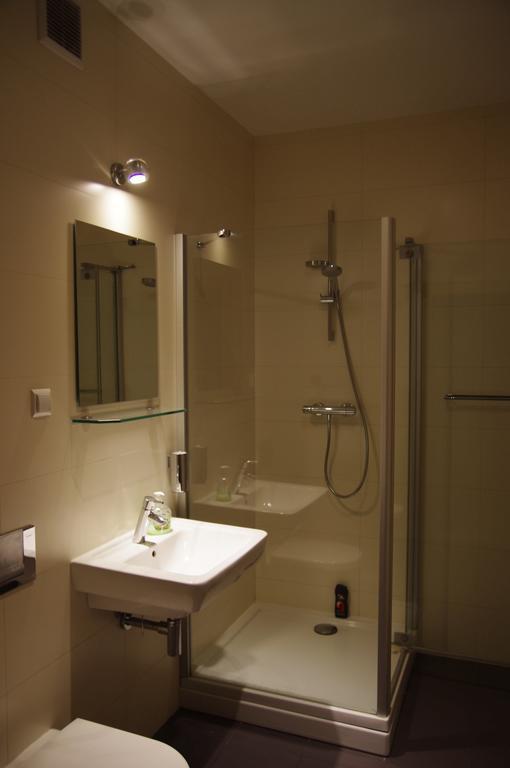 ורשה Bobrovia Apartment מראה חיצוני תמונה